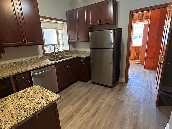 5th image of 3530 N Elston Ave #1