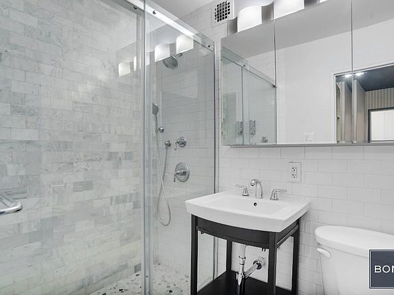 3rd image of 160 W End Ave APT 16B
