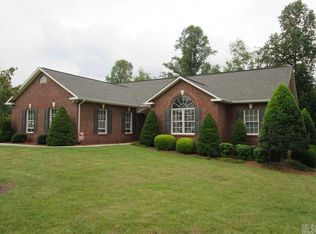 1212 Taylor Pl SE, Lenoir, NC 28645