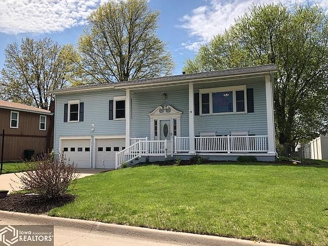 821 Cindy Dr Burlington Ia 52601 Mls 5720805 Zillow