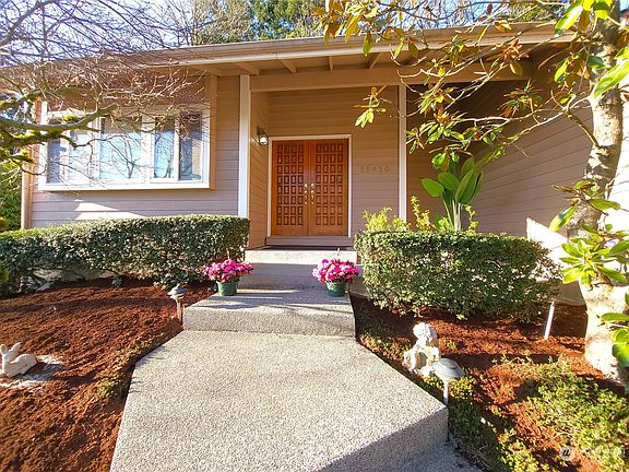 2nd image of 13416 SE 52nd Street