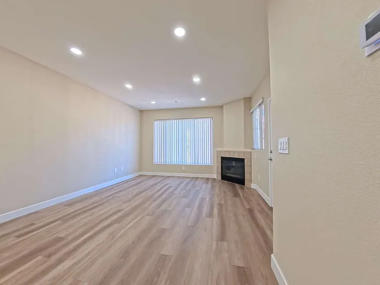 7151 S Durango Dr #213 — Photo 7