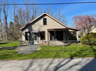 10 2nd St, Hilton, NY 14468