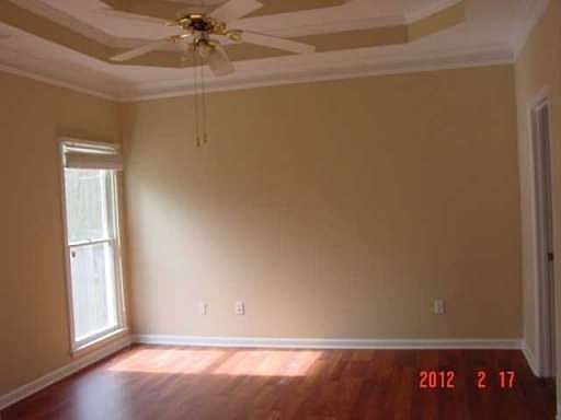 4th image of 670 Oxford Crest Ct