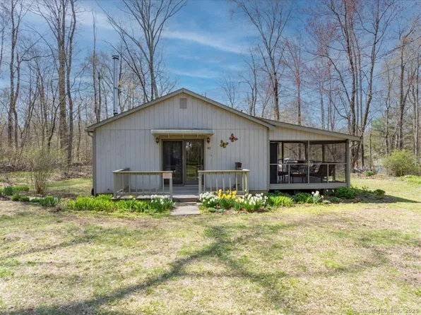 40 Louise Road, Lebanon, CT 06249