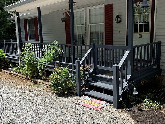 3rd image of 186 Elam Acres Dr