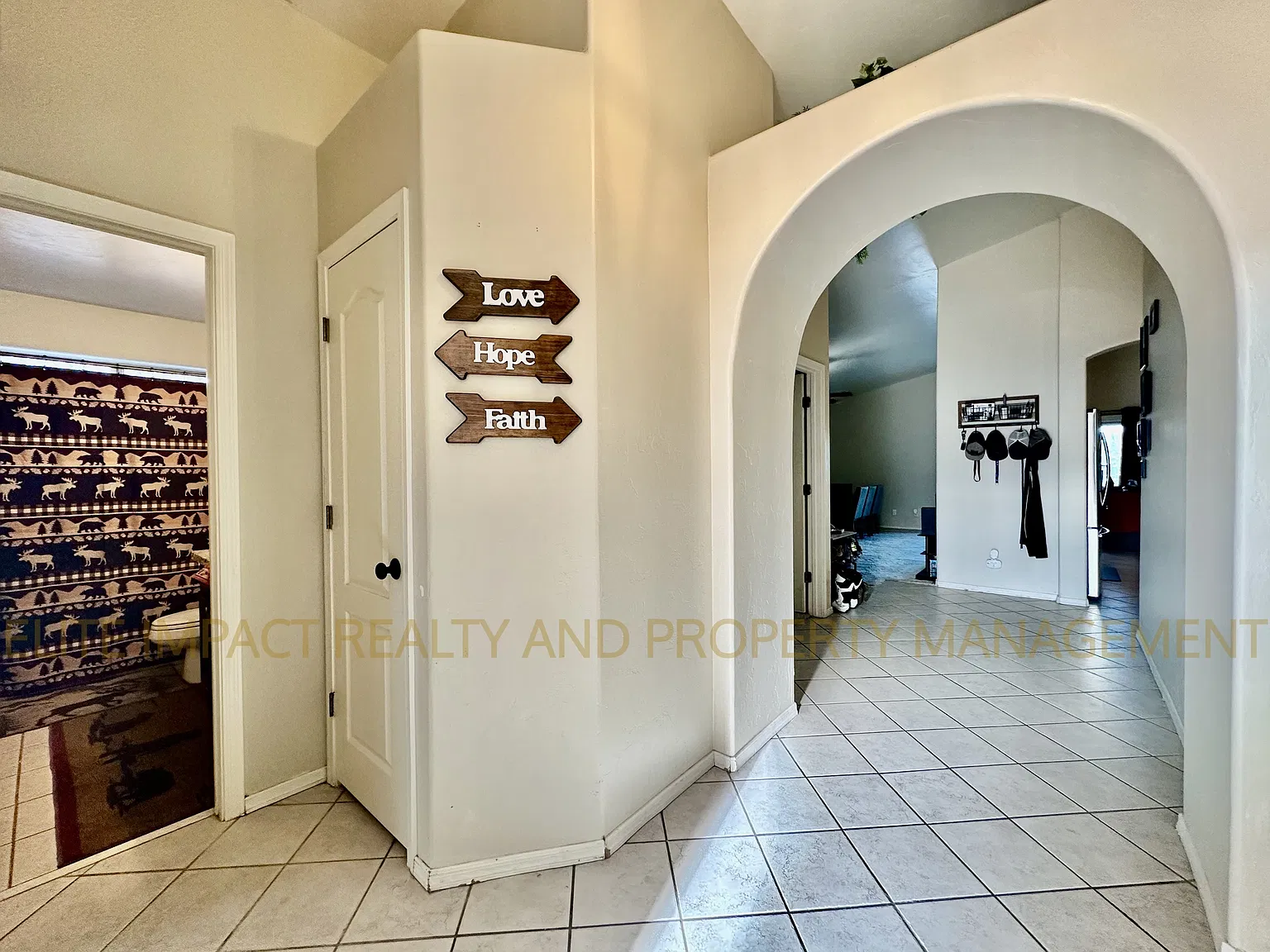 7510 North Thornwood Road - 1 — Photo 2
