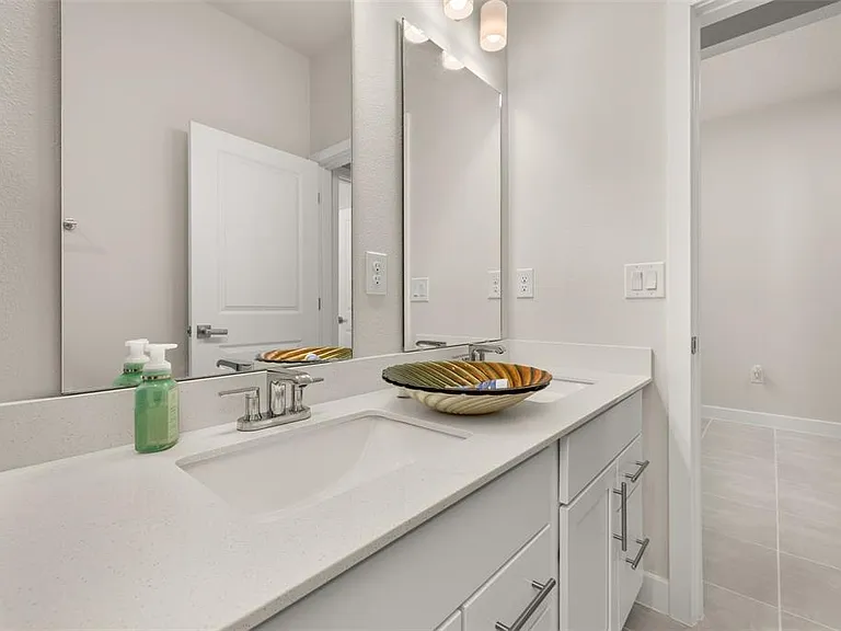 11182 Nellie Crossing Cir — Photo 24