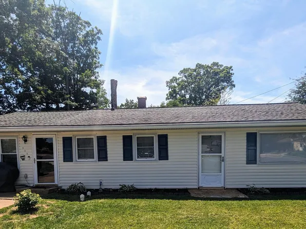 125 Colburn Dr, Manassas Park, VA 20111