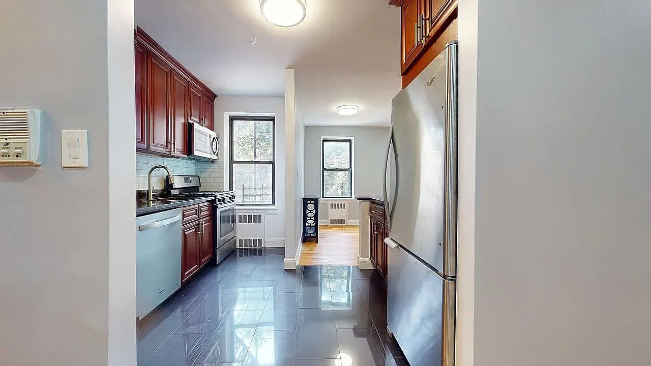 105-20 66th Avenue — Photo 3