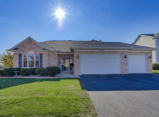 24207 W Whispering Trails Dr, Plainfield, IL 60585