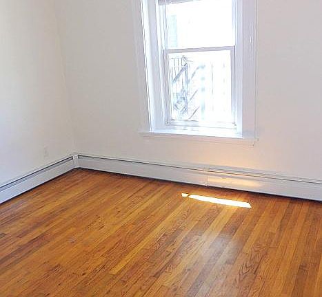 5th image of 6 Cypress St APT 4