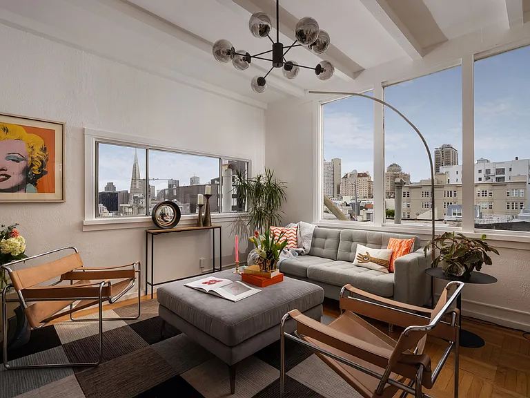 1023 Broadway #1023 — Photo 23