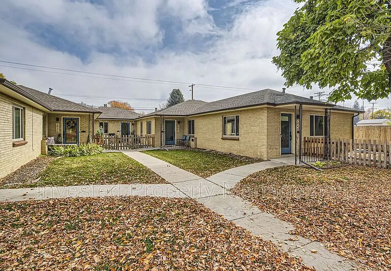 2442 S Corona St — Photo 11