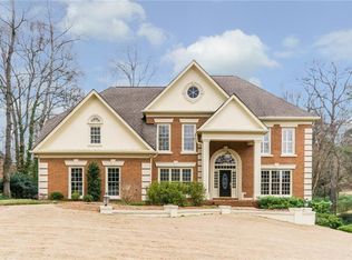 11 Vickwood Ct, Marietta, GA 30068