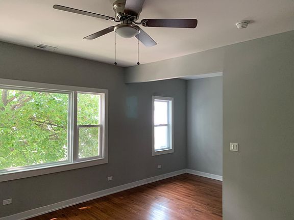 5th image of 4914 W 28th Pl APT 1F