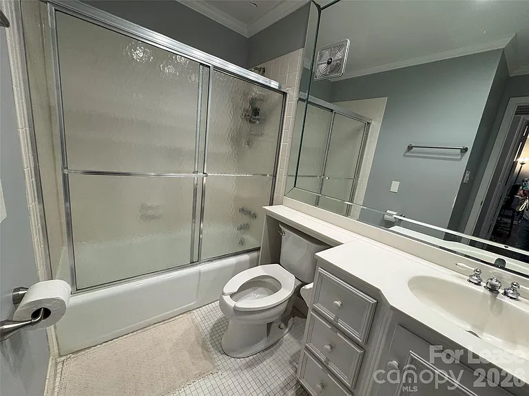 1323 Queens Rd #303 — Photo 13