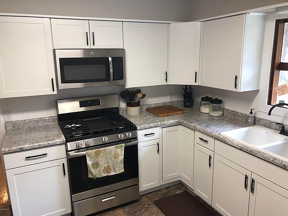 3rd image of 6803 Butternut Dr