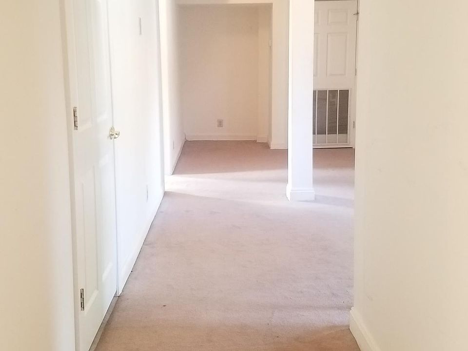 Hallway to the living room