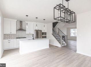 14 Warren Dr #7, Chalfont, PA 18914