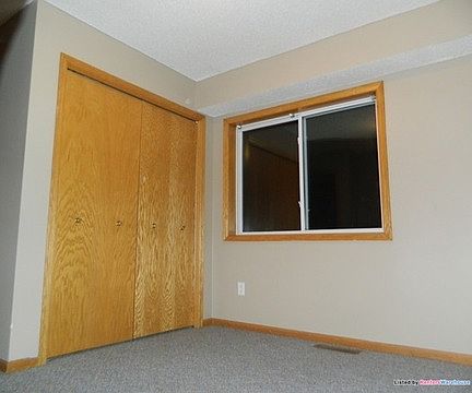 1st image of 1563 Harvest Ln