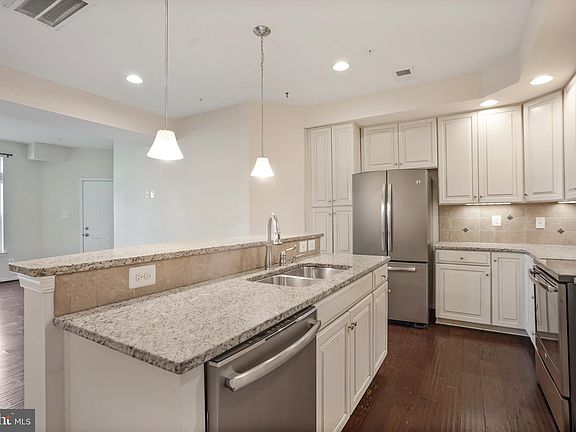 4th image of 7493 Brunson Cir