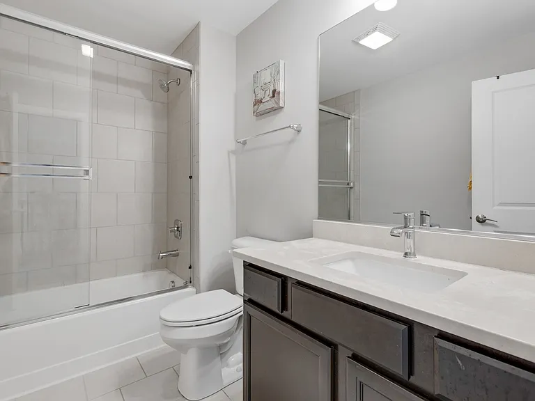 3S514 Barkley Ave — Photo 20