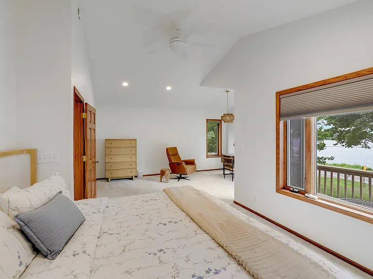 3448 N Shore Dr — Photo 26