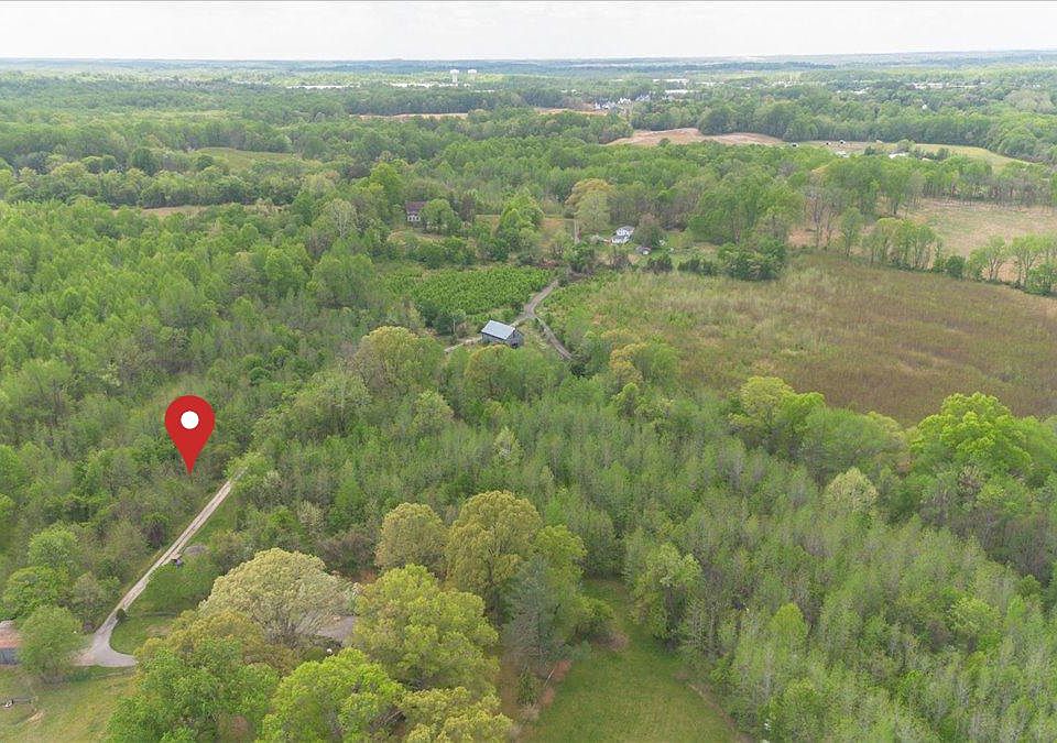 1st image of 17408 Clagett Landing Rd