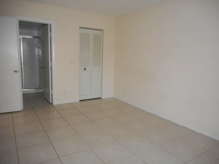 202 Foxtail Dr #F1 — Photo 9