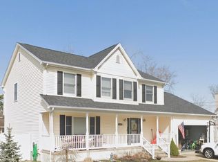 444 Ocean Ave, Beachwood, NJ 08722
