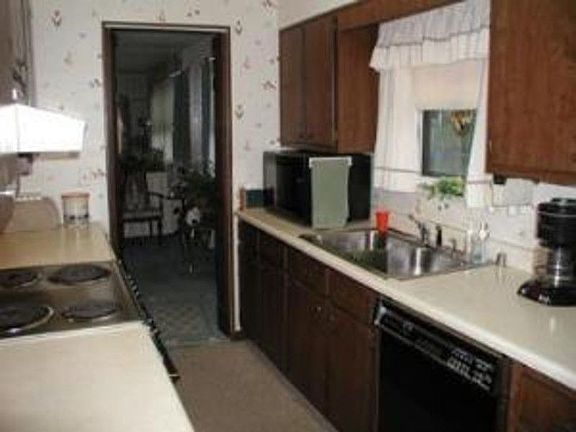 5th image of 10245 Maria Ave