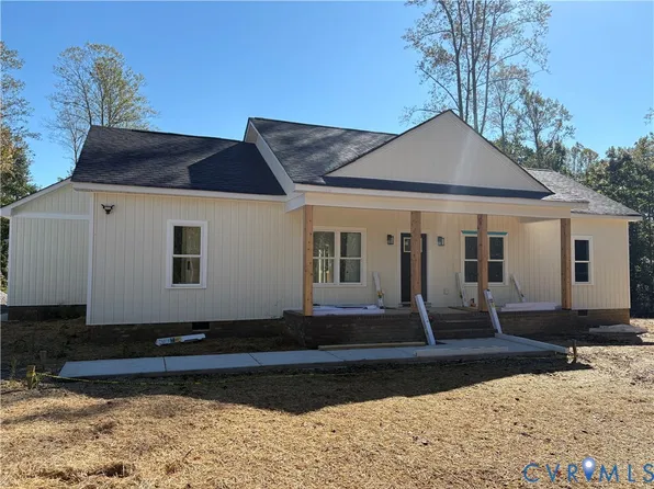15205 Lebanon Rd, Disputanta, VA 23842