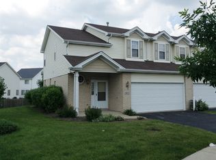 3823 Pathfinder Ct, Joliet, IL 60435