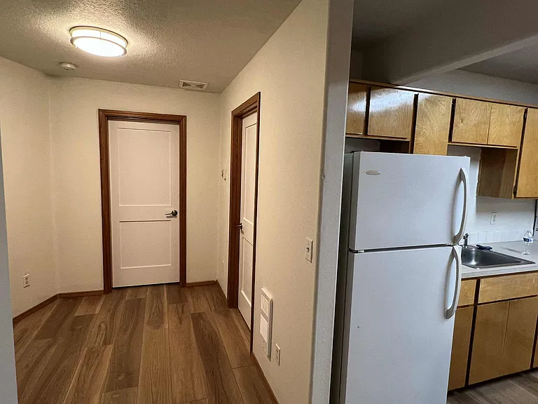 1228 NE 84th Ave #1 — Photo 8