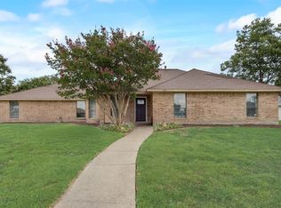 6504 Parkview Dr, Sachse, TX 75048
