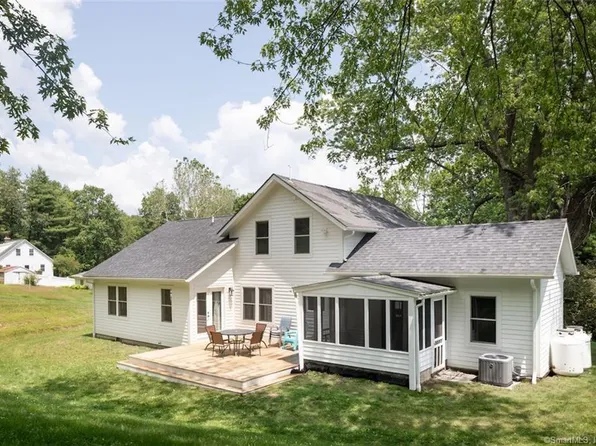 30 Porter Street, Salisbury, CT 06039