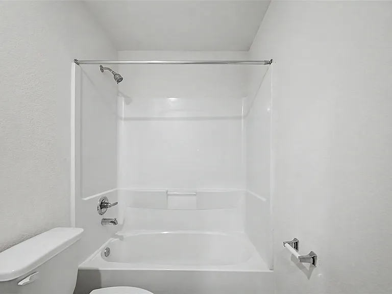 5409 Nielan St #B — Photo 25