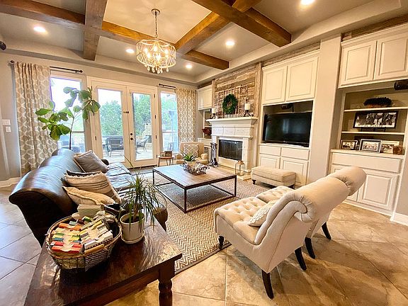 5th image of 12104 Horseback Hollow Ct