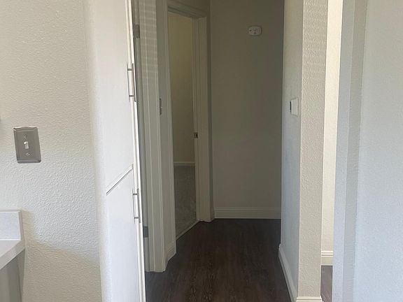 5th image of 501 Westwood Ave