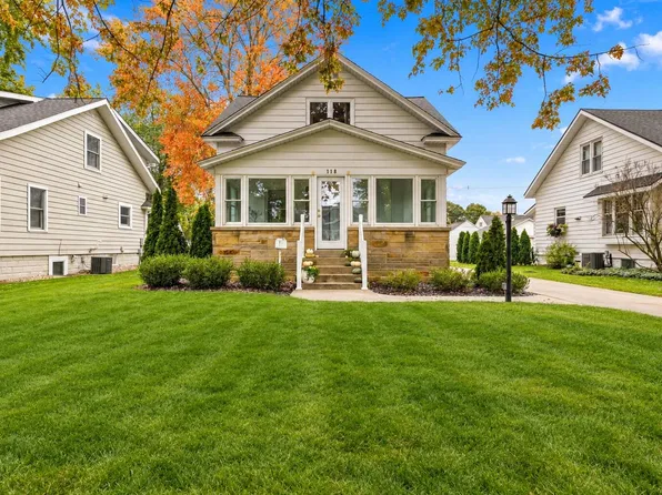 118 W Central Ave, Zeeland, MI 49464