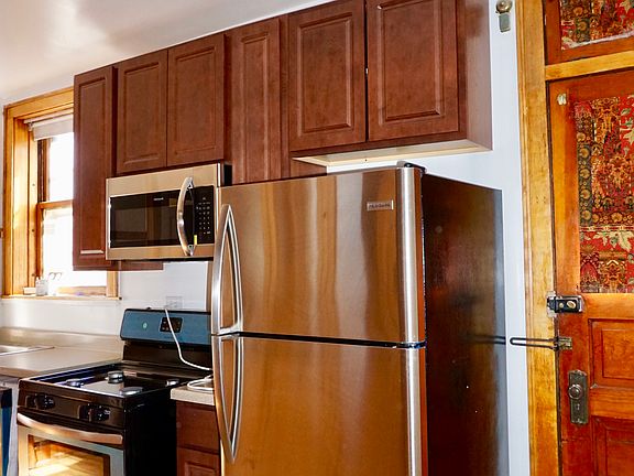 3rd image of 5659 N Campbell Ave Unit 2