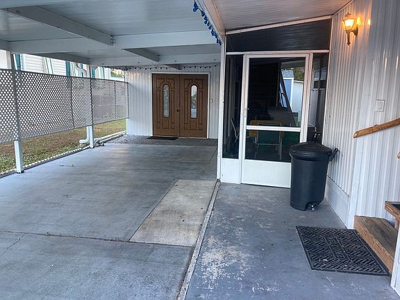 3rd image of 3319 Bernadette Dr