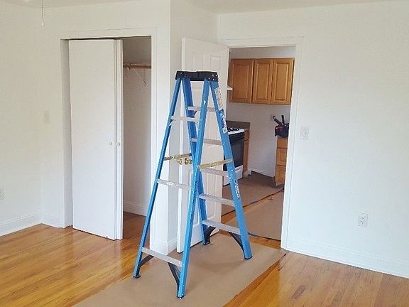 5th image of 20-45 28th St #2AA