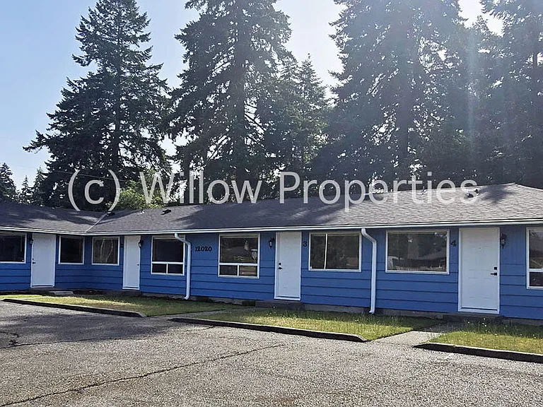 12020 Edgewood Ave SW #1 — Photo 1