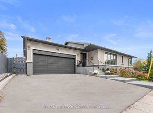 1 Tewsley Pl, Toronto, ON M9P 1N6