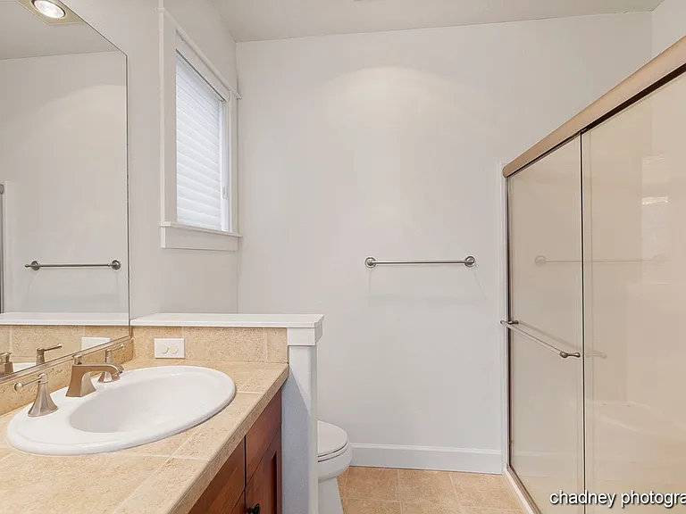 10104 SE Bristol Loop — Photo 15
