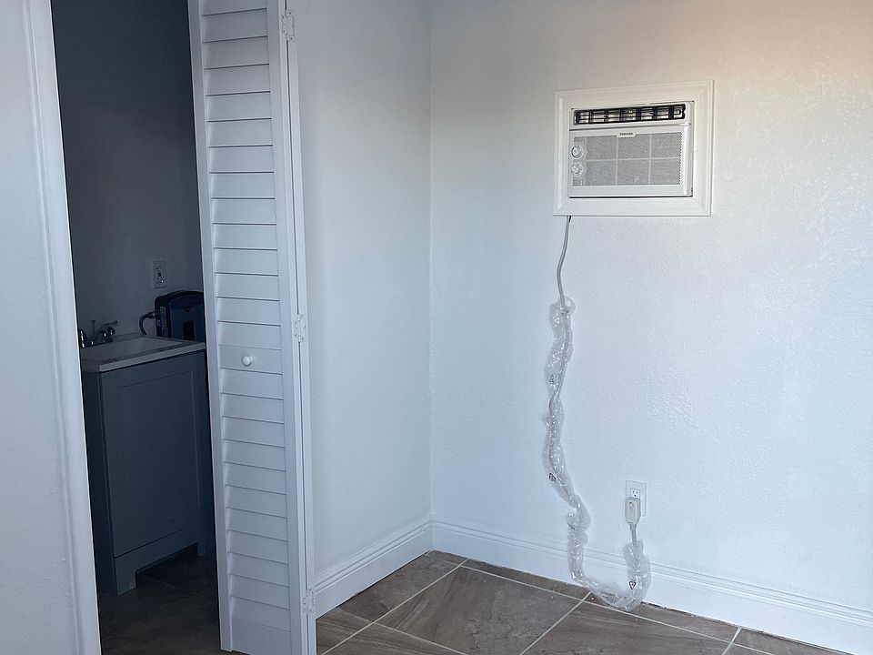 2nd image of 1111 NW 24th Ave #1111A
