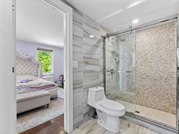 115-18 Mayfair Road image 24 of 55