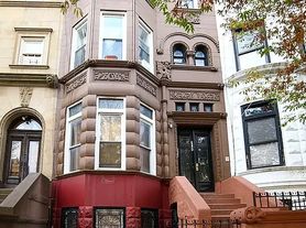 680 Saint Marks Ave, Brooklyn, NY